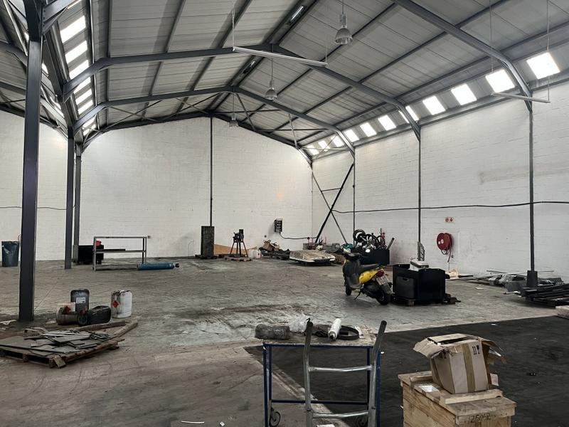 To Let commercial Property for Rent in Killarney Gardens Western Cape